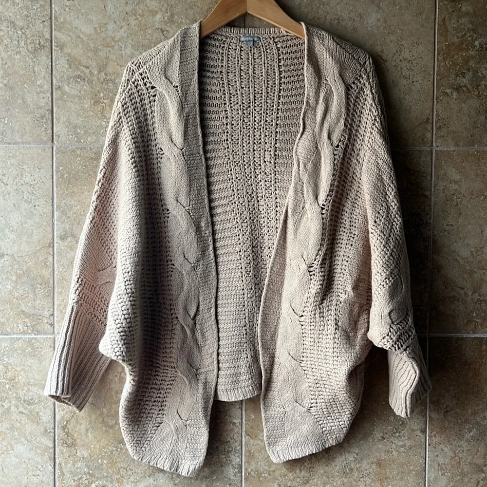 Charlotte Russe Cableknit Wrap Cardigan Chunky Knit Batwing Sweater Poncho Layer